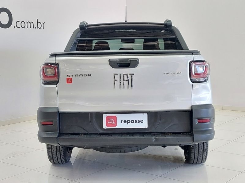 Fiat STRADA 1.3 FIREFLY FLEX FREEDOM CD MANUAL 2023/2024 BETIOLO NOVOS E SEMINOVOS LAJEADO / Carros no Vale