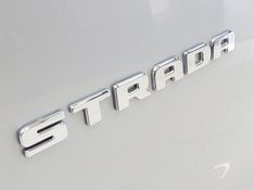 Fiat STRADA 1.3 FIREFLY FLEX VOLCANO CD MANUAL 2023/2024 BETIOLO NOVOS E SEMINOVOS LAJEADO / Carros no Vale
