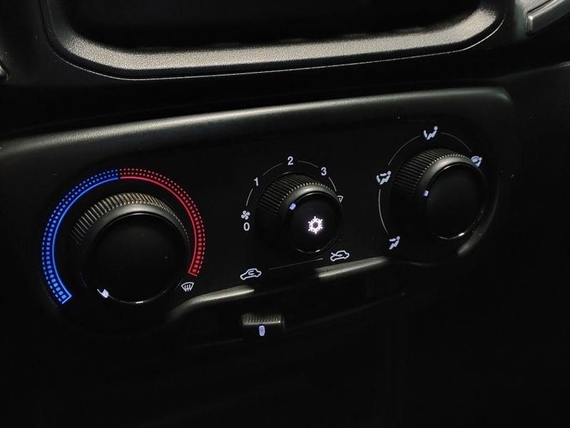 Fiat STRADA 1.4 FIRE FLEX ENDURANCE CS MANUAL 2022/2022 BETIOLO NOVOS E SEMINOVOS LAJEADO / Carros no Vale
