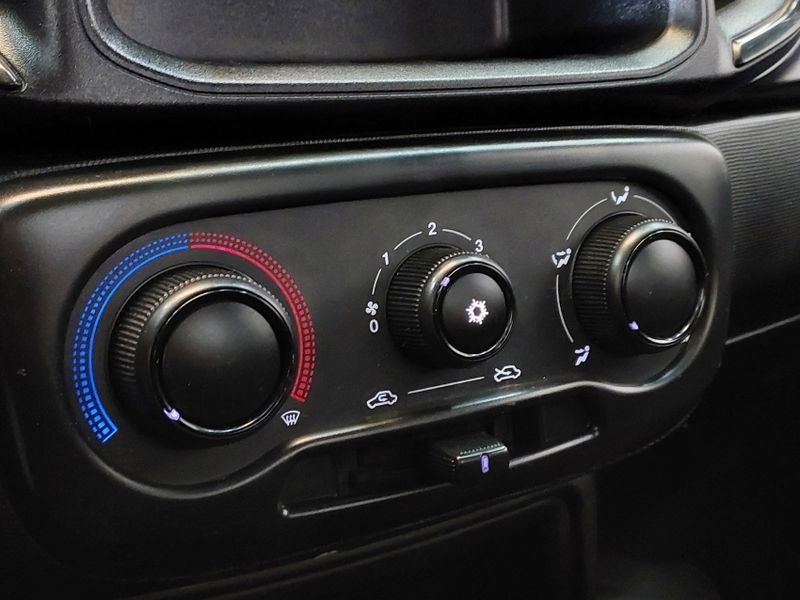 Fiat STRADA 1.4 FIRE FLEX ENDURANCE CS MANUAL 2023/2023 BETIOLO NOVOS E SEMINOVOS LAJEADO / Carros no Vale