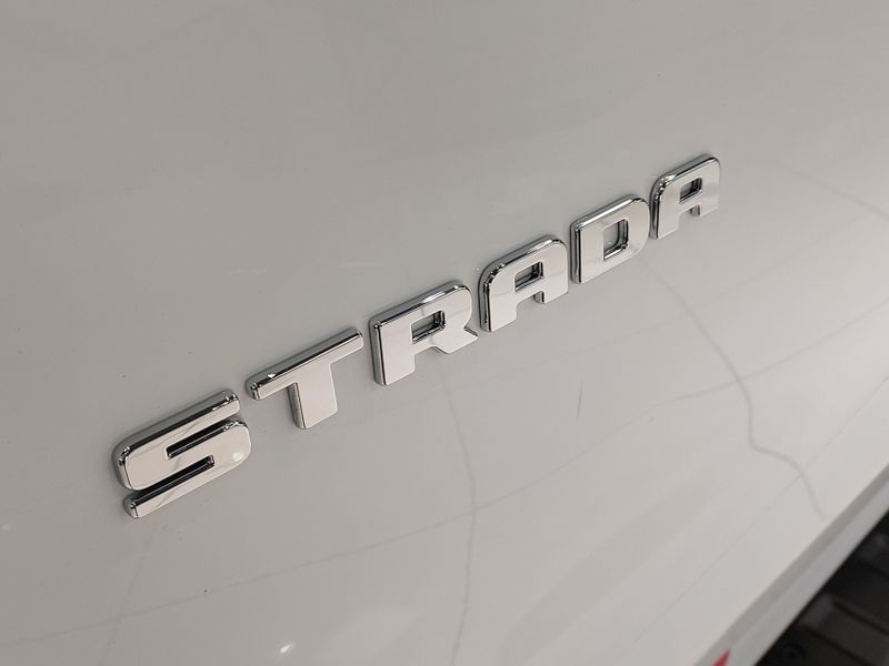 Fiat STRADA 1.4 FIRE FLEX ENDURANCE CS MANUAL 2022/2022 BETIOLO NOVOS E SEMINOVOS LAJEADO / Carros no Vale