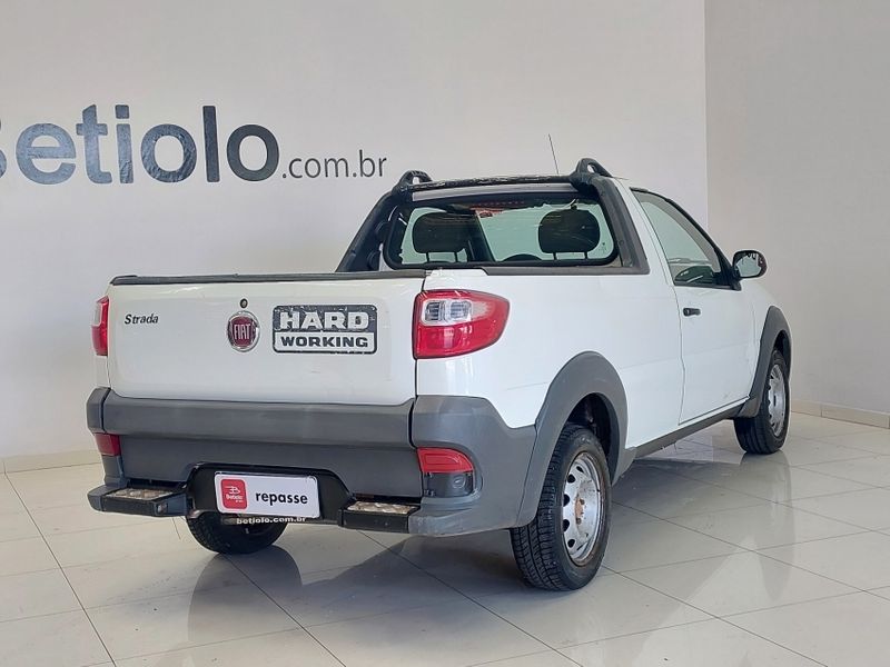 Fiat STRADA 1.4 MPI HARD WORKING CS 8V FLEX 2P MANUAL 2019/2020 BETIOLO NOVOS E SEMINOVOS LAJEADO / Carros no Vale