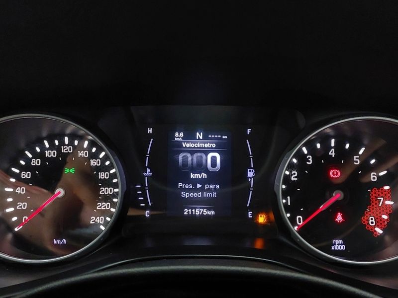 Fiat TORO 1.8 16V EVO FLEX FREEDOM AT6 2018/2019 BETIOLO NOVOS E SEMINOVOS LAJEADO / Carros no Vale
