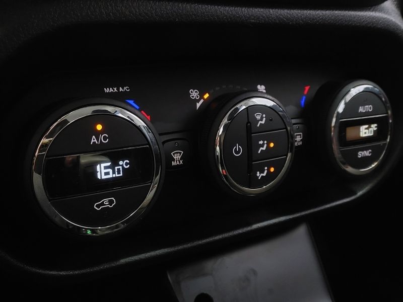 Fiat TORO 1.8 16V EVO FLEX FREEDOM AT6 2018/2019 BETIOLO NOVOS E SEMINOVOS LAJEADO / Carros no Vale