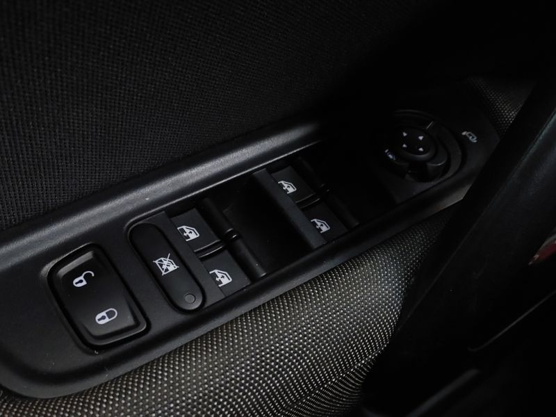 Fiat TORO 1.8 16V EVO FLEX FREEDOM AT6 2018/2019 BETIOLO NOVOS E SEMINOVOS LAJEADO / Carros no Vale
