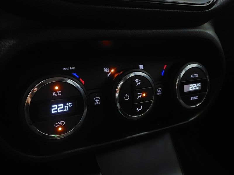 Fiat TORO 2.0 16V TURBO DIESEL FREEDOM 4WD AT9 2020/2021 BETIOLO NOVOS E SEMINOVOS LAJEADO / Carros no Vale