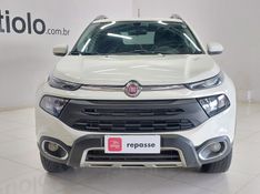 Fiat TORO 2.0 16V TURBO DIESEL FREEDOM 4WD AT9 2020/2021 BETIOLO NOVOS E SEMINOVOS LAJEADO / Carros no Vale