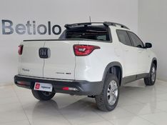 Fiat TORO 2.0 16V TURBO DIESEL FREEDOM 4WD AT9 2020/2021 BETIOLO NOVOS E SEMINOVOS LAJEADO / Carros no Vale
