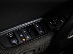 Fiat TORO 2.0 16V TURBO DIESEL FREEDOM 4WD MANUAL 2016/2017 BETIOLO NOVOS E SEMINOVOS LAJEADO / Carros no Vale