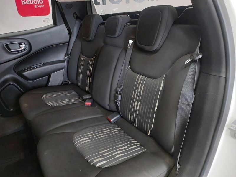 Fiat TORO 2.0 16V TURBO DIESEL FREEDOM 4WD MANUAL 2016/2017 BETIOLO NOVOS E SEMINOVOS LAJEADO / Carros no Vale