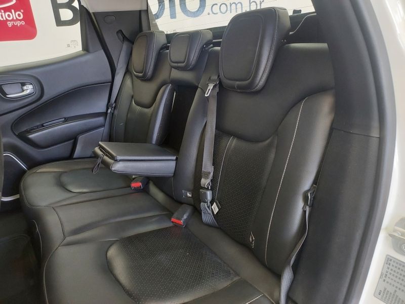 Fiat TORO 2.0 16V TURBO DIESEL VOLCANO 4WD AT9 2022/2022 BETIOLO NOVOS E SEMINOVOS LAJEADO / Carros no Vale