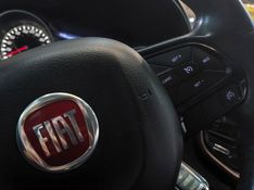 Fiat TORO 2.0 16V TURBO DIESEL VOLCANO 4WD AT9 2016/2017 BETIOLO NOVOS E SEMINOVOS LAJEADO / Carros no Vale