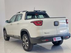 Fiat TORO 2.0 16V TURBO DIESEL VOLCANO 4WD AT9 2022/2022 BETIOLO NOVOS E SEMINOVOS LAJEADO / Carros no Vale
