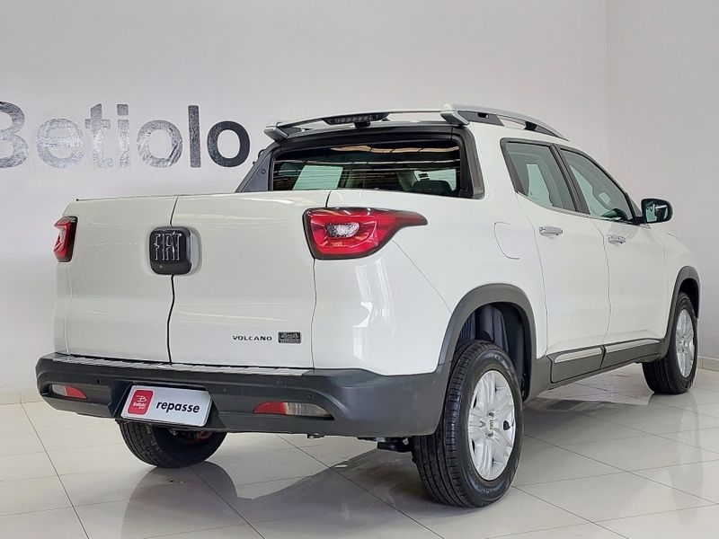 Fiat TORO 2.0 16V TURBO DIESEL VOLCANO 4WD AT9 2022/2022 BETIOLO NOVOS E SEMINOVOS LAJEADO / Carros no Vale