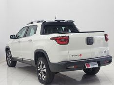 Fiat TORO 2.0 16V TURBO DIESEL VOLCANO 4WD AT9 2022/2022 BETIOLO NOVOS E SEMINOVOS LAJEADO / Carros no Vale