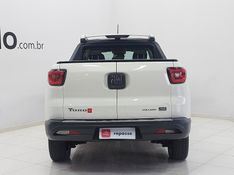 Fiat TORO 2.0 16V TURBO DIESEL VOLCANO 4WD AT9 2022/2022 BETIOLO NOVOS E SEMINOVOS LAJEADO / Carros no Vale