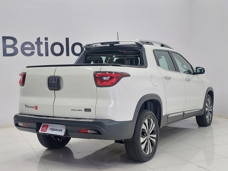 Fiat TORO 2.0 16V TURBO DIESEL VOLCANO 4WD AT9 2022/2022 BETIOLO NOVOS E SEMINOVOS LAJEADO / Carros no Vale