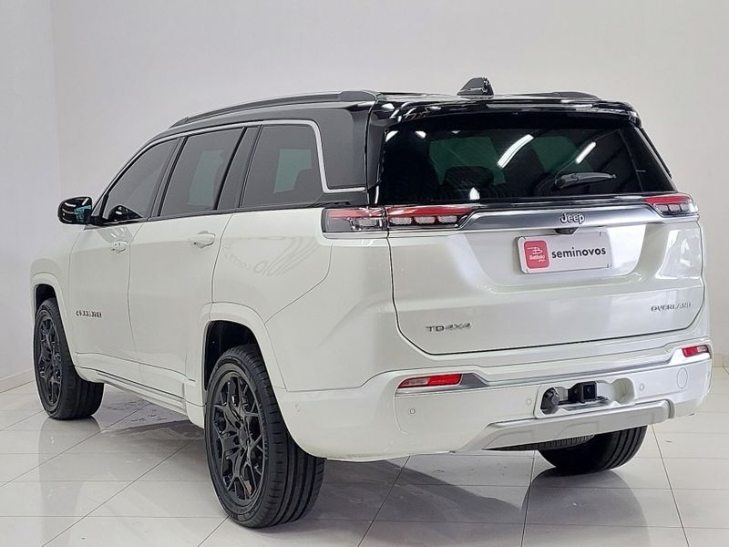 JEEP COMMANDER 2.0 TD380 TURBO DIESEL OVERLAND AT9 2023/2023 BETIOLO NOVOS E SEMINOVOS LAJEADO / Carros no Vale