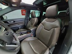 JEEP COMMANDER 2.0 TD380 TURBO DIESEL OVERLAND AT9 2023/2023 BETIOLO NOVOS E SEMINOVOS LAJEADO / Carros no Vale
