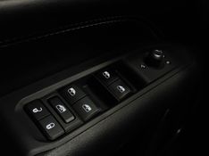 JEEP COMPASS 1.3 T270 TURBO FLEX LONGITUDE AT6 2024/2024 BETIOLO NOVOS E SEMINOVOS LAJEADO / Carros no Vale