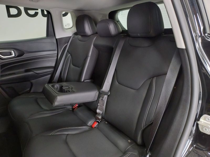 JEEP COMPASS 1.3 T270 TURBO FLEX LONGITUDE AT6 2024/2024 BETIOLO NOVOS E SEMINOVOS LAJEADO / Carros no Vale