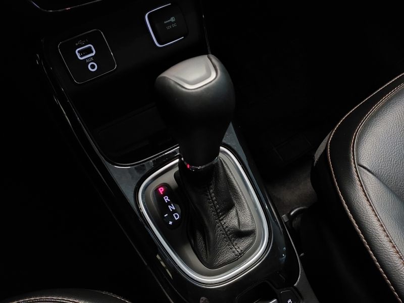 JEEP COMPASS 2.0 16V FLEX LIMITED AUTOMÁTICO 2019/2019 BETIOLO NOVOS E SEMINOVOS LAJEADO / Carros no Vale