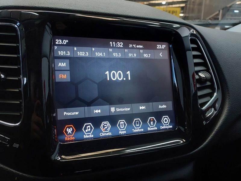 JEEP COMPASS 2.0 16V FLEX LIMITED AUTOMÁTICO 2020/2020 BETIOLO NOVOS E SEMINOVOS LAJEADO / Carros no Vale