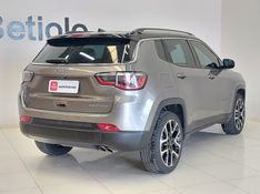 JEEP COMPASS 2.0 16V FLEX LIMITED AUTOMÁTICO 2020/2020 BETIOLO NOVOS E SEMINOVOS LAJEADO / Carros no Vale