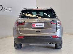 JEEP COMPASS 2.0 16V FLEX LIMITED AUTOMÁTICO 2020/2020 BETIOLO NOVOS E SEMINOVOS LAJEADO / Carros no Vale
