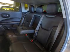 JEEP COMPASS 2.0 16V FLEX LIMITED AUTOMÁTICO 2019/2019 BETIOLO NOVOS E SEMINOVOS LAJEADO / Carros no Vale