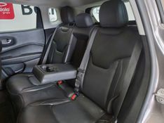 JEEP COMPASS 2.0 16V FLEX LIMITED AUTOMÁTICO 2020/2020 BETIOLO NOVOS E SEMINOVOS LAJEADO / Carros no Vale