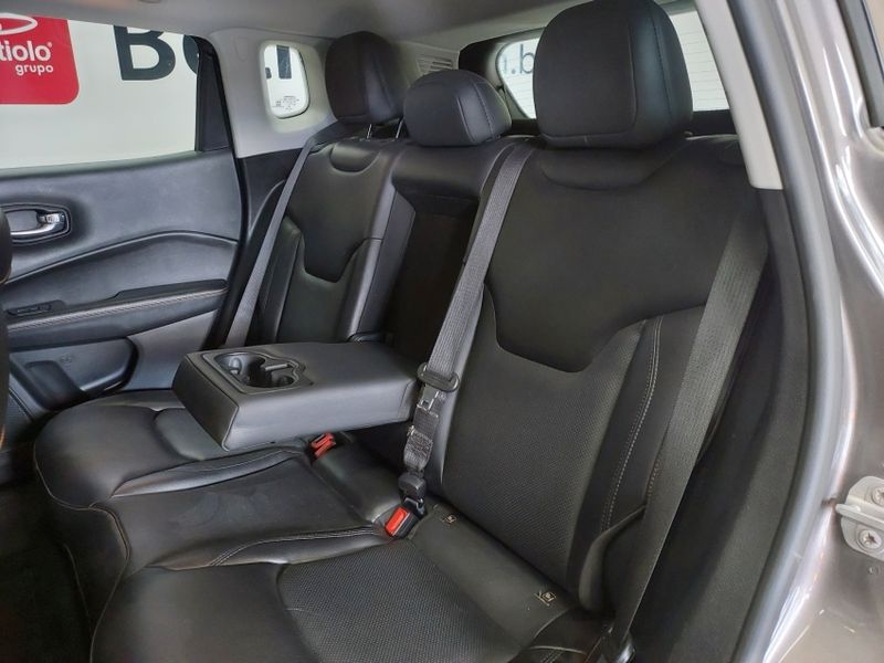 JEEP COMPASS 2.0 16V FLEX LIMITED AUTOMÁTICO 2020/2020 BETIOLO NOVOS E SEMINOVOS LAJEADO / Carros no Vale