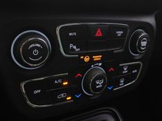 JEEP COMPASS 2.0 16V FLEX LONGITUDE AUTOMÁTICO 2017/2018 BETIOLO NOVOS E SEMINOVOS LAJEADO / Carros no Vale