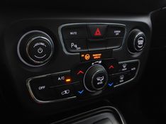 JEEP COMPASS 2.0 16V FLEX LONGITUDE AUTOMÁTICO 2017/2018 BETIOLO NOVOS E SEMINOVOS LAJEADO / Carros no Vale