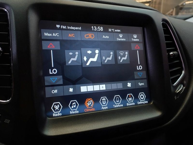 JEEP COMPASS 2.0 16V FLEX LONGITUDE AUTOMÁTICO 2017/2018 BETIOLO NOVOS E SEMINOVOS LAJEADO / Carros no Vale