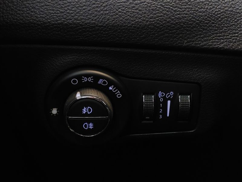 JEEP COMPASS 2.0 16V FLEX LONGITUDE AUTOMÁTICO 2017/2018 BETIOLO NOVOS E SEMINOVOS LAJEADO / Carros no Vale