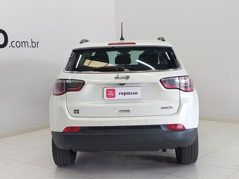 JEEP COMPASS 2.0 16V FLEX LONGITUDE AUTOMÁTICO 2017/2018 BETIOLO NOVOS E SEMINOVOS LAJEADO / Carros no Vale