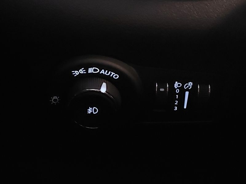 JEEP COMPASS 2.0 TD350 TURBO DIESEL LONGITUDE AT9 2022/2023 BETIOLO NOVOS E SEMINOVOS LAJEADO / Carros no Vale