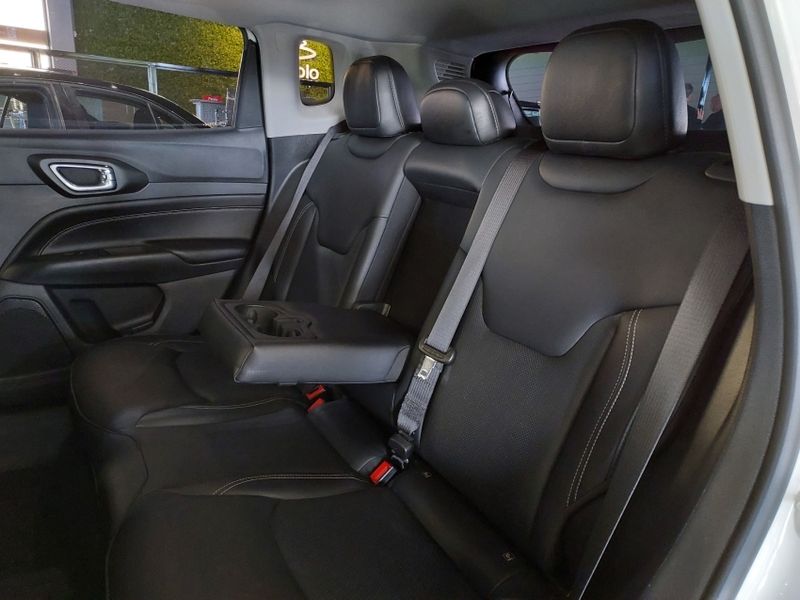 JEEP COMPASS 2.0 TD350 TURBO DIESEL LONGITUDE AT9 2022/2023 BETIOLO NOVOS E SEMINOVOS LAJEADO / Carros no Vale