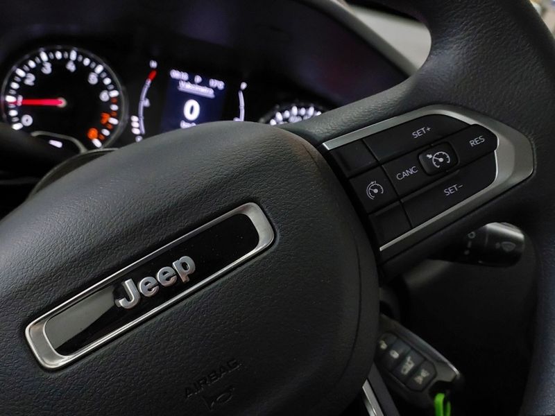 JEEP RENEGADE 1.3 T270 TURBO FLEX AT6 2024/2024 BETIOLO NOVOS E SEMINOVOS LAJEADO / Carros no Vale
