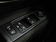 JEEP RENEGADE 1.3 T270 TURBO FLEX AT6 2024/2024 BETIOLO NOVOS E SEMINOVOS LAJEADO / Carros no Vale