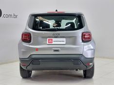 JEEP RENEGADE 1.3 T270 TURBO FLEX AT6 2024/2024 BETIOLO NOVOS E SEMINOVOS LAJEADO / Carros no Vale