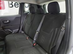JEEP RENEGADE 1.3 T270 TURBO FLEX AT6 2024/2024 BETIOLO NOVOS E SEMINOVOS LAJEADO / Carros no Vale