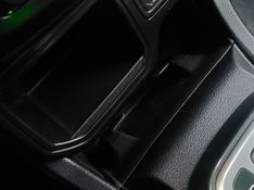 JEEP RENEGADE 1.3 T270 TURBO FLEX LONGITUDE AT6 2023/2024 BETIOLO NOVOS E SEMINOVOS LAJEADO / Carros no Vale