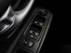 JEEP RENEGADE 1.3 T270 TURBO FLEX LONGITUDE AT6 2022/2023 BETIOLO NOVOS E SEMINOVOS LAJEADO / Carros no Vale