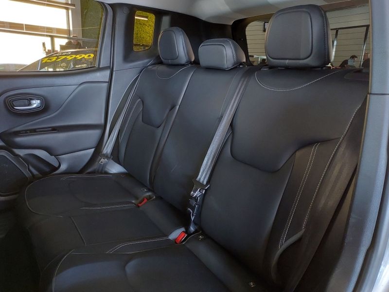 JEEP RENEGADE 1.3 T270 TURBO FLEX LONGITUDE AT6 2022/2023 BETIOLO NOVOS E SEMINOVOS LAJEADO / Carros no Vale