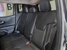 JEEP RENEGADE 1.3 T270 TURBO FLEX LONGITUDE AT6 2023/2024 BETIOLO NOVOS E SEMINOVOS LAJEADO / Carros no Vale