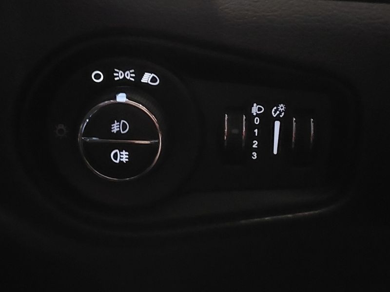 JEEP RENEGADE 1.3 T270 TURBO FLEX SPORT AT6 2022/2022 BETIOLO NOVOS E SEMINOVOS LAJEADO / Carros no Vale