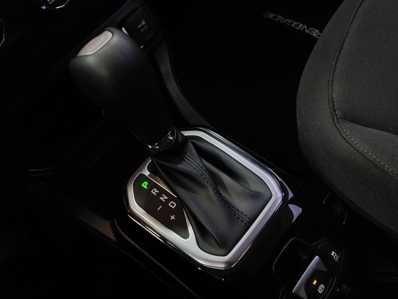 JEEP RENEGADE 1.8 16V FLEX SPORT 4P AUTOMÁTICO 2021/2021 BETIOLO NOVOS E SEMINOVOS LAJEADO / Carros no Vale