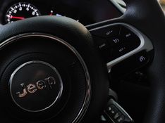 JEEP RENEGADE 1.8 16V FLEX SPORT 4P AUTOMÁTICO 2019/2019 BETIOLO NOVOS E SEMINOVOS LAJEADO / Carros no Vale